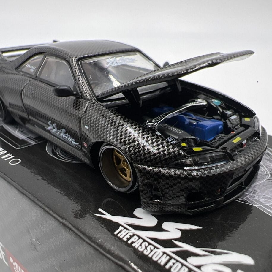 Kaido House 116 GT Nissan Skyline GT-R (R33) Active Carbon R V1