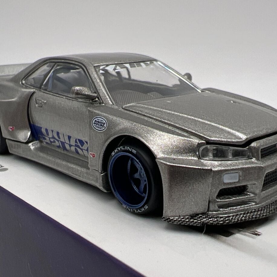 Kaido House 143 Nissan Skyline GTR R34 Kaido Works SHINJUKU V1