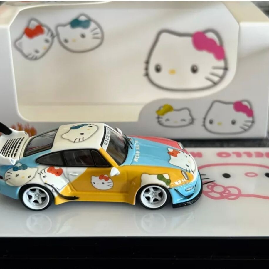 Flame Model Porsche RWB 993 Hello Kitty Livery