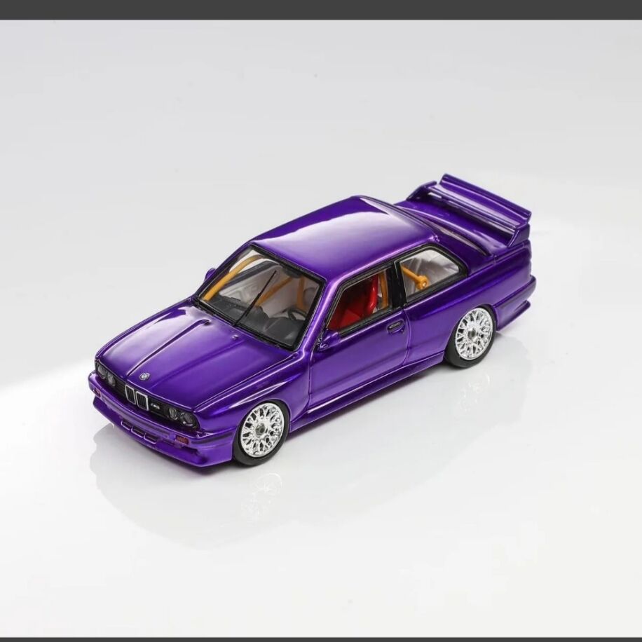 Mortal Model 1:64 BMW E30 M3 GROUP A Metallic Transparent Purple